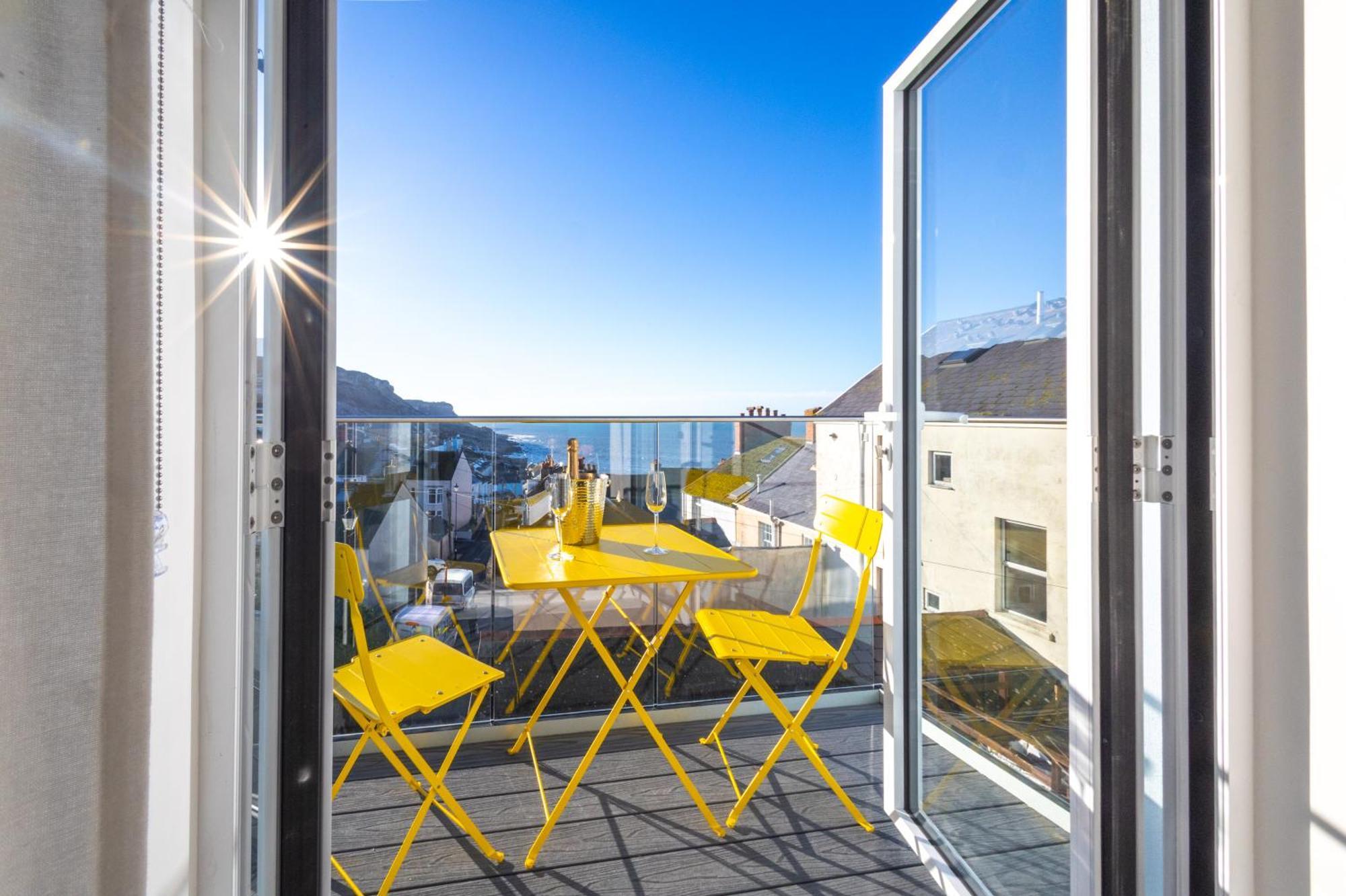 פורטלנד Bright & Beautiful 4 Bedroom House With Sea Views מראה חיצוני תמונה